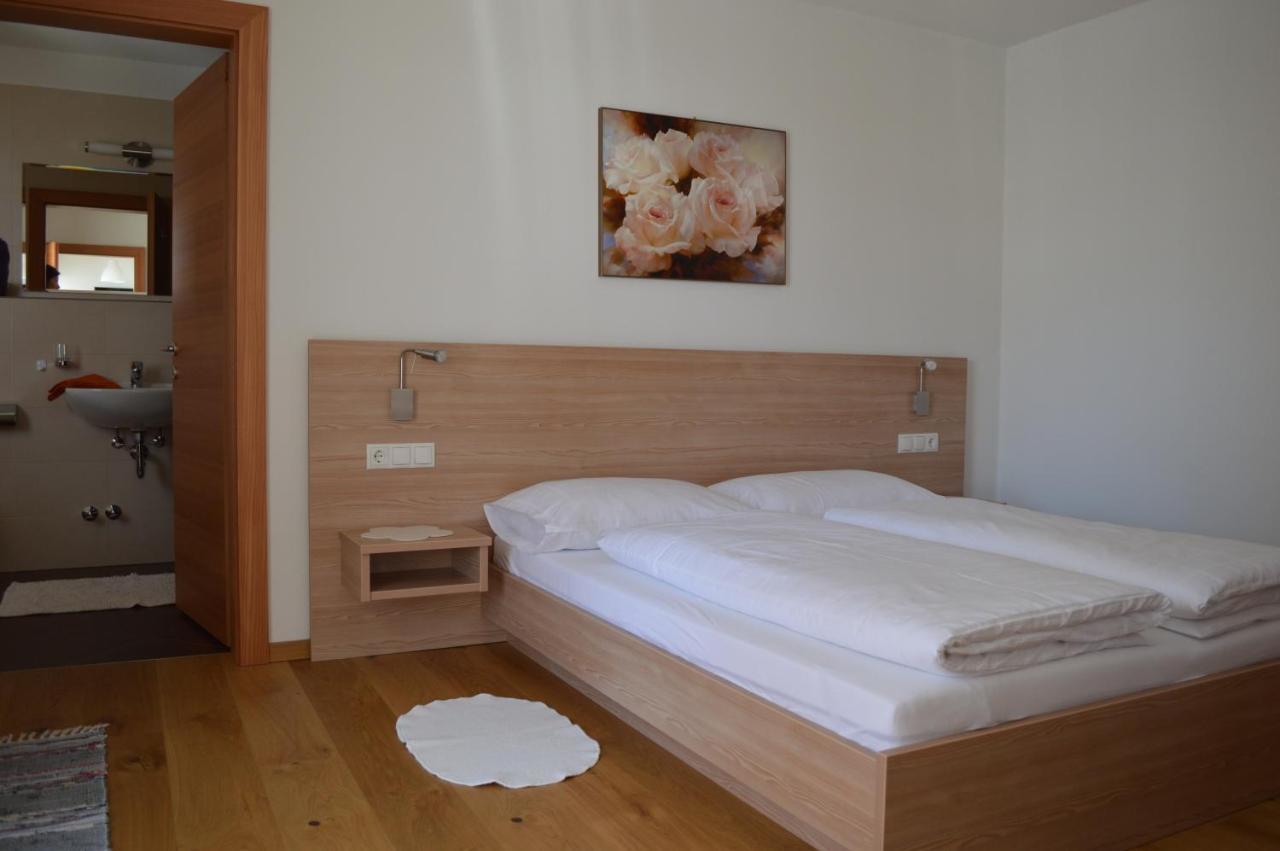 Apartments Bachmann San Candido Exterior foto